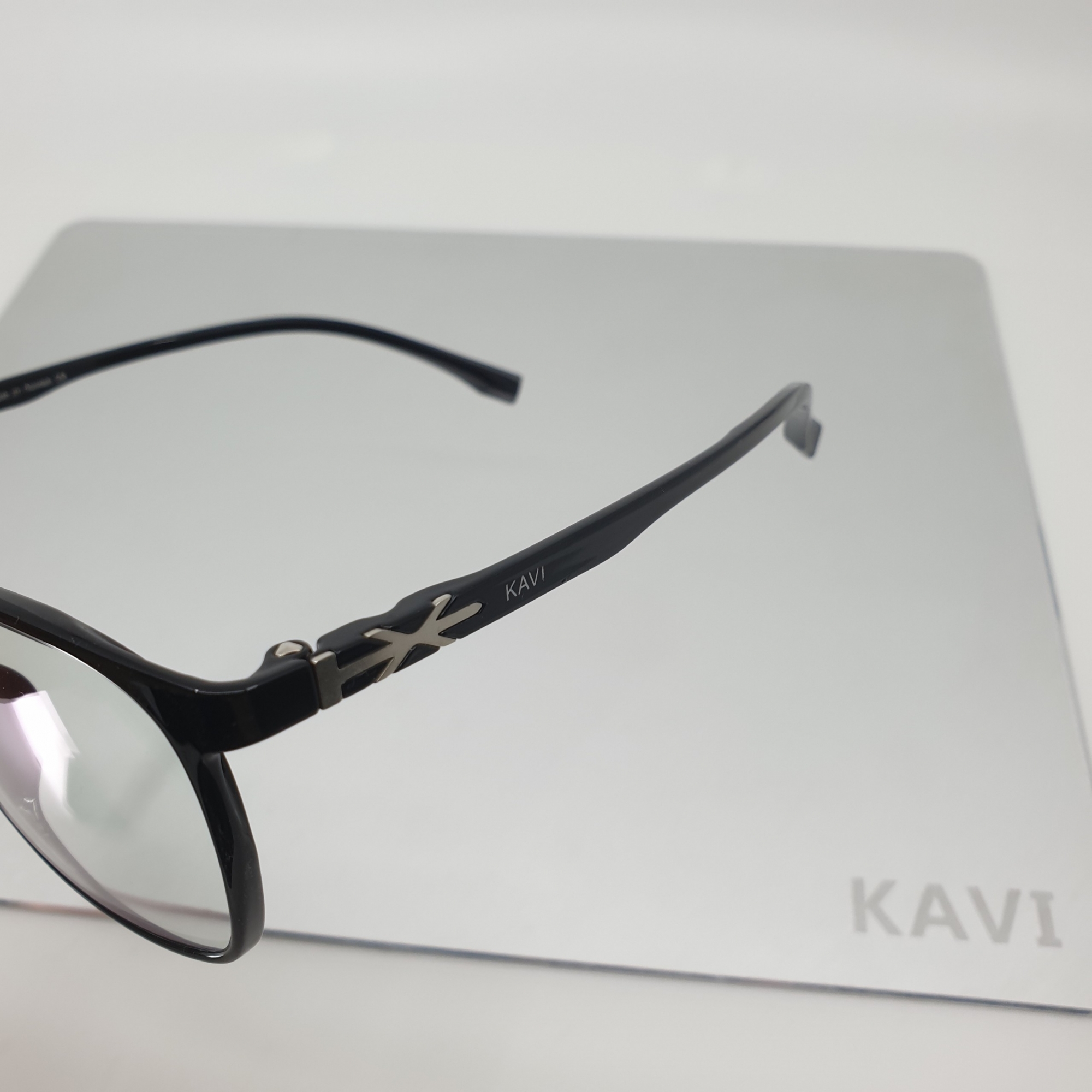 KC005 - Kính bảo vệ mắt khi dùng máy tính, điện thoại, chơi game Kavi